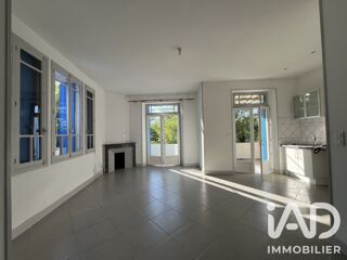  Appartement à louer 5 pièces 95 m²