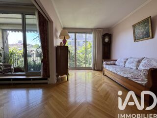  Appartement � vendre 5 pi�ces 106 m� Paris