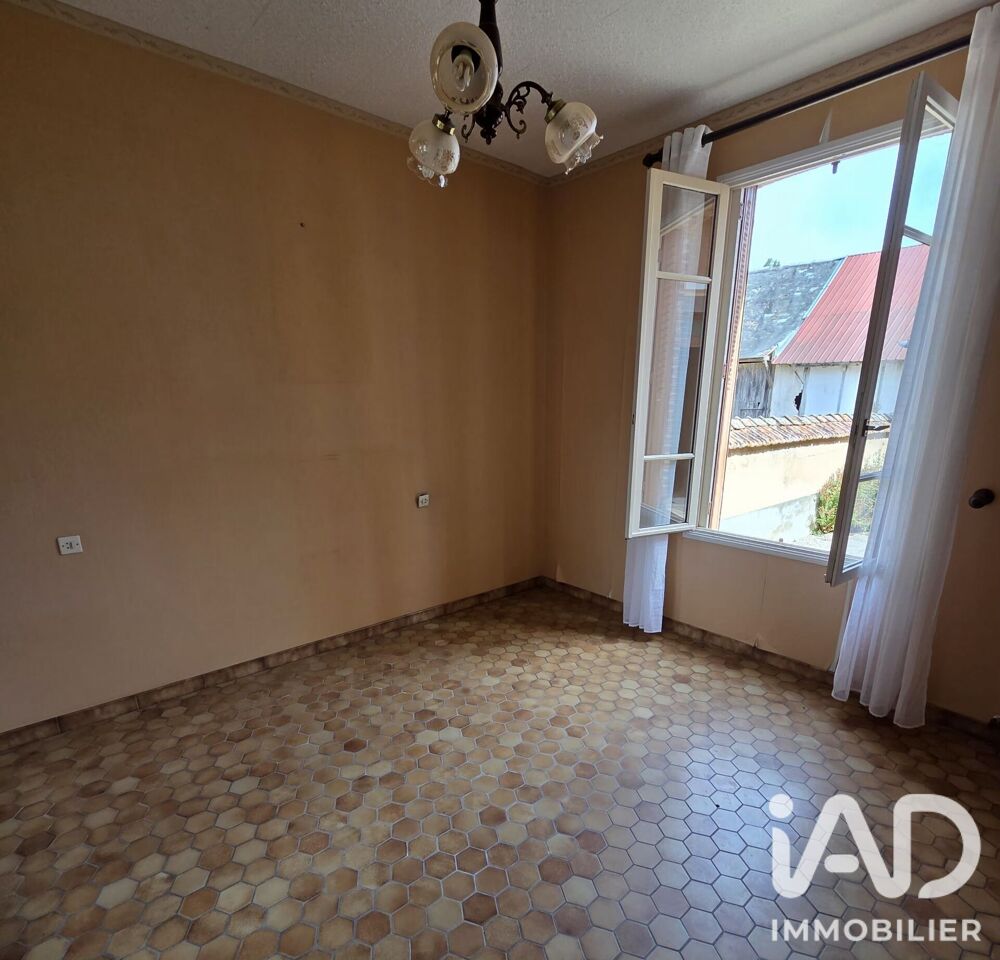 Vente Maison Vente Maison traditionnelle 8 pièces Faux-fresnay