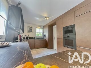  Maison � vendre 8 pi�ces 213 m�