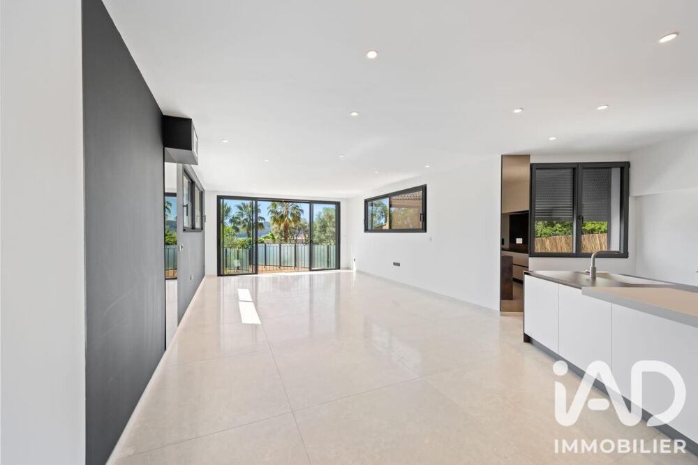 Vente Maison Vente Maison/villa 5 pièces Saint-cyr-sur-mer