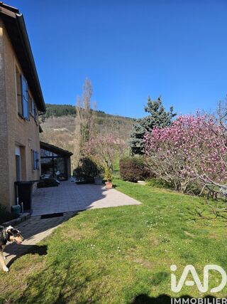  Maison à vendre 10 pièces 200 m²