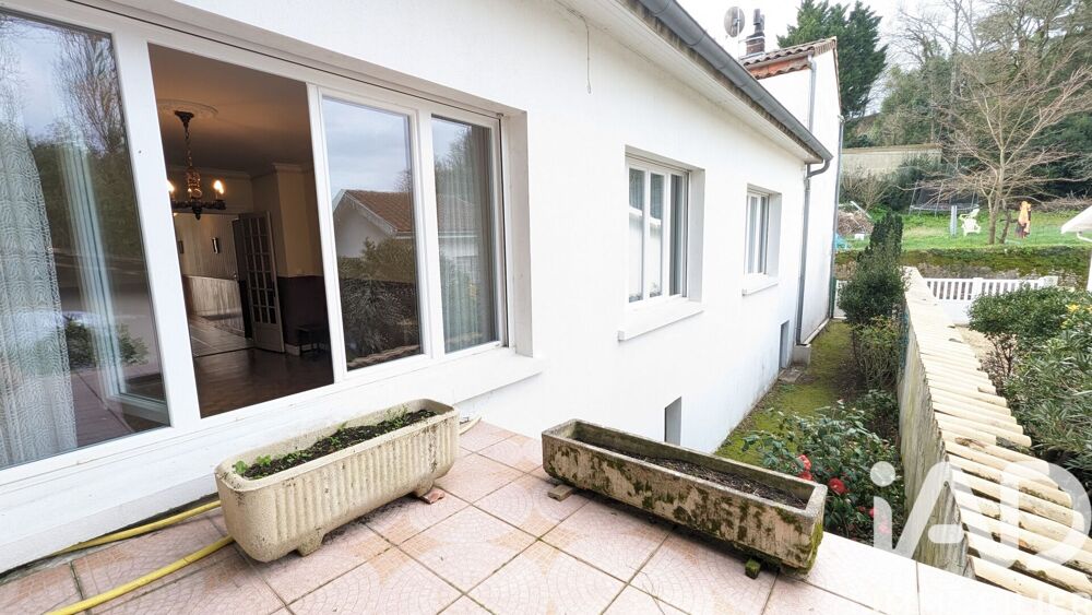 Vente Maison Vente Maison de ville 5 pièces Montendre