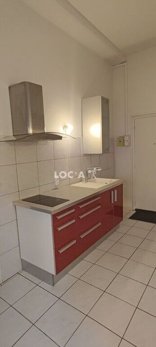  Appartement à louer 1 pièce 32 m²
