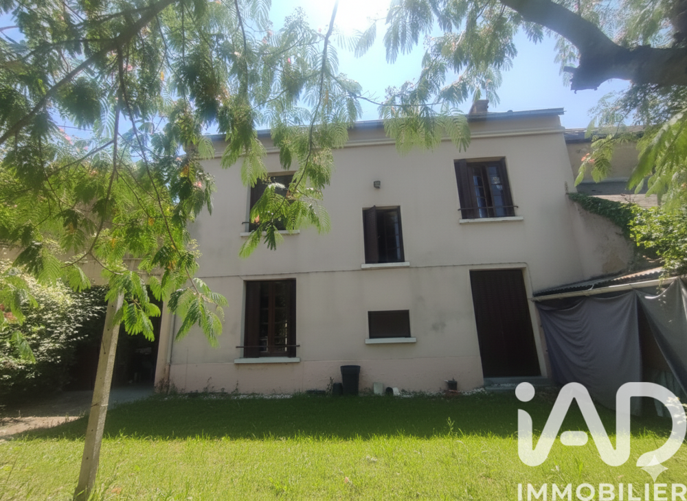 Maison 6 pièces 160 m² · à Aubigné-Racan · 160 m² · 159 000 €