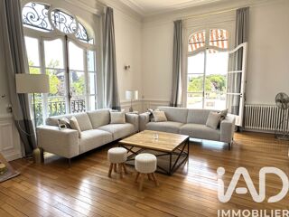  Appartement à vendre 6 pièces 181 m²