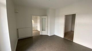  Appartement à louer 3 pièces 49 m²