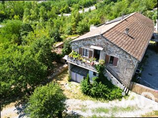  Maison à vendre 12 pièces 240 m²