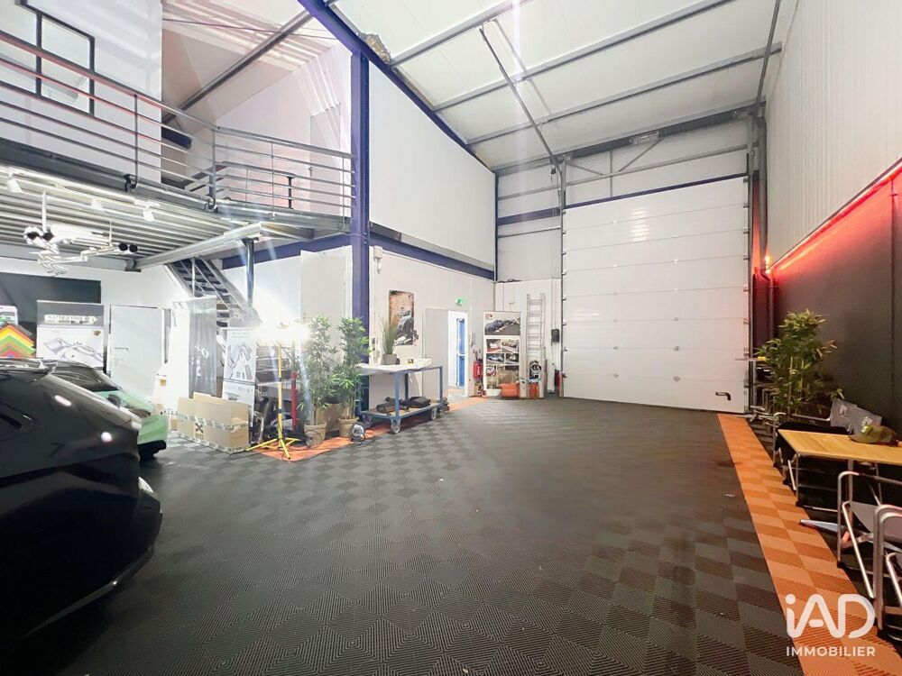   Location Local d'activités 315 m&sup2; 