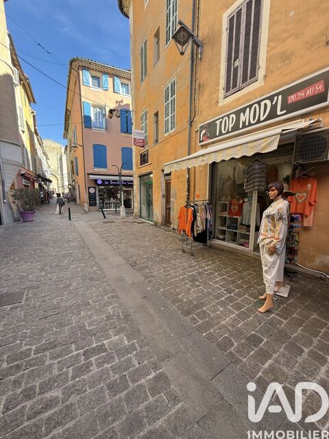 Vente Habillement, Textile 55 m&sup2; 39200 83470 Saint-maximin-la-sainte-baume