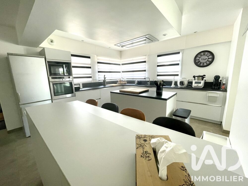 Vente Maison Vente Maison d'architecte 9 pièces Locoal-mendon