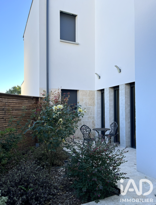  Maison à louer 6 pièces 208 m²