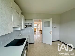  Appartement à louer 4 pièces 80 m²