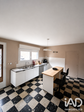  Maison à vendre 8 pièces 266 m²