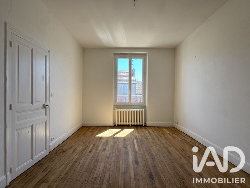 Vente Maison Vente Maison traditionnelle 8 pièces Montluçon