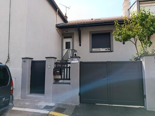 Maison à vendre 8 pièces 151 m²