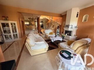  Maison à vendre 6 pièces 237 m²
