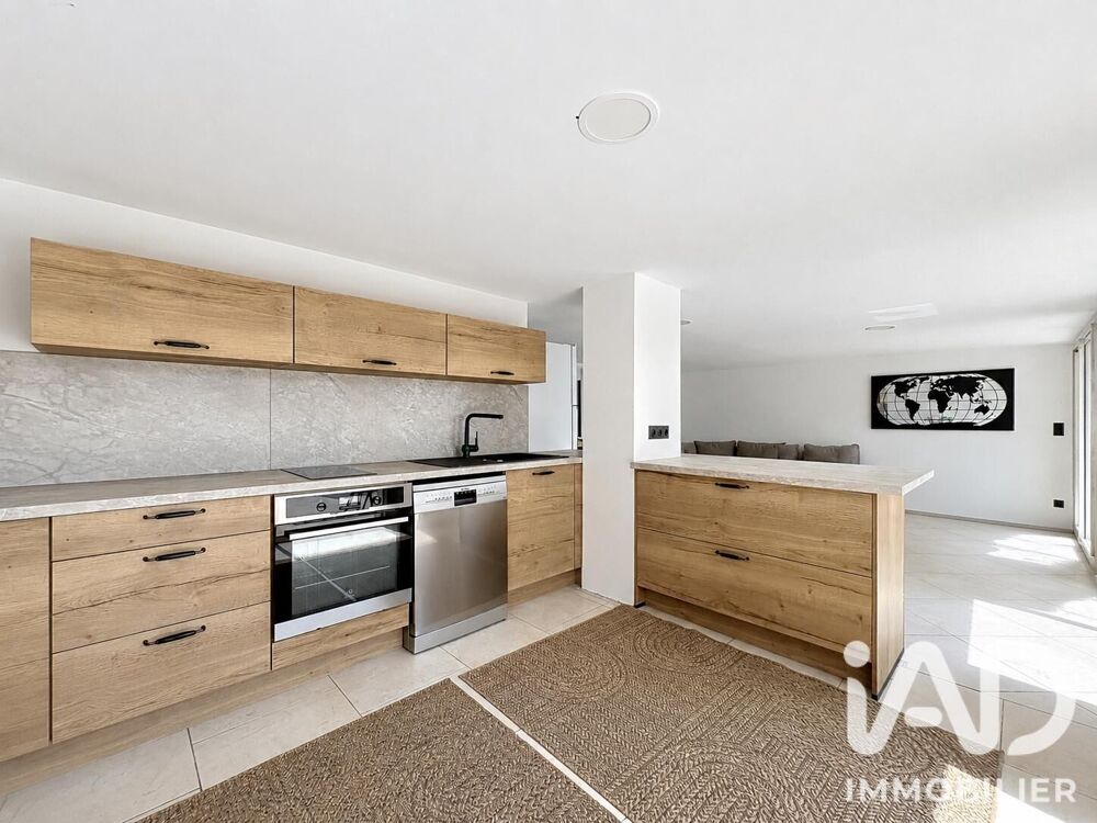 à vendre  Maison Roquebrune-sur-Argens (83520)