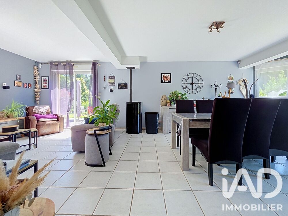 vente Maison - 7 pièce(s) - 123 m² Carantilly (50570)