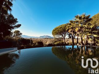  Maison à vendre 14 pièces 405 m²