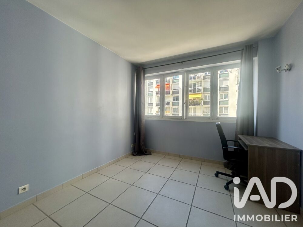 Vente Appartement Vente Appartement 3 pièces Paris 20