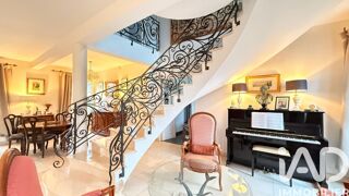  Maison à vendre 8 pièces 222 m²