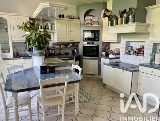  Maison à vendre 11 pièces 265 m²