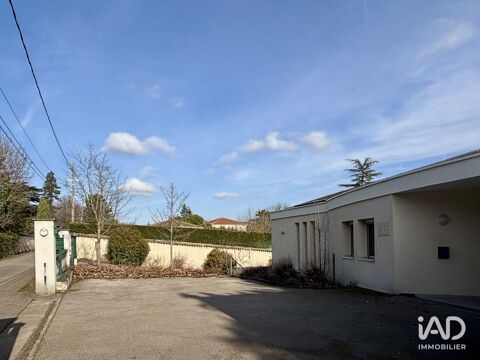   Vente Bureaux 810 m&sup2; 