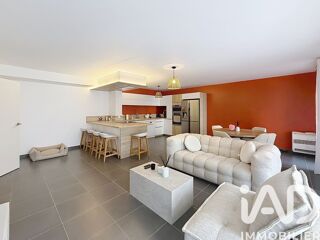  Appartement à louer 4 pièces 96 m²