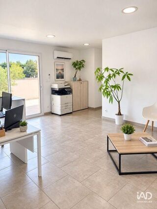   Location Bureaux 82 m&sup2; Saint-gilles