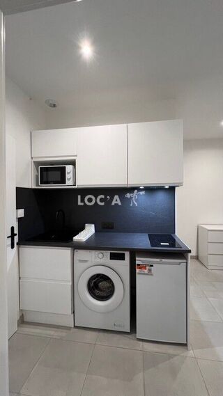  Appartement à louer 2 pièces 27 m²