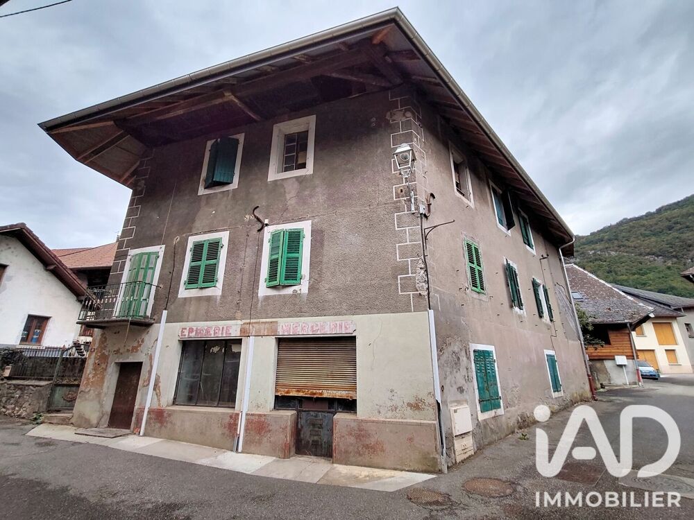 Vente Maison de village 8 pièces