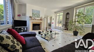  Maison à vendre 10 pièces 365 m²