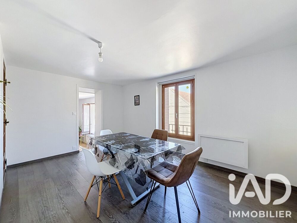 location Appartement - 3 pièce(s) - 83 m² Villiers-sur-Morin (77580)