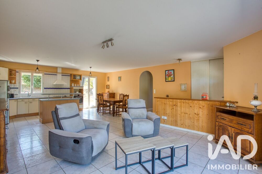 Vente Maison Vente Maison traditionnelle 4 pièces Vitrac