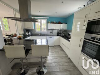  Maison � vendre 8 pi�ces 263 m�