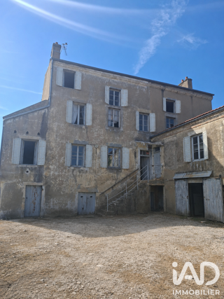  Maison à vendre 15 + pièces 741 m²