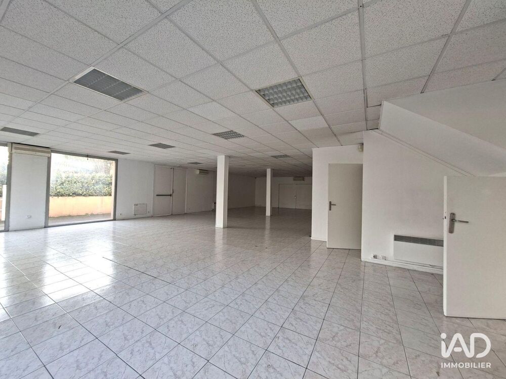   Location Boutique/Local commercial 240 m&sup2; 