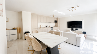  Appartement à louer 4 pièces 87 m²