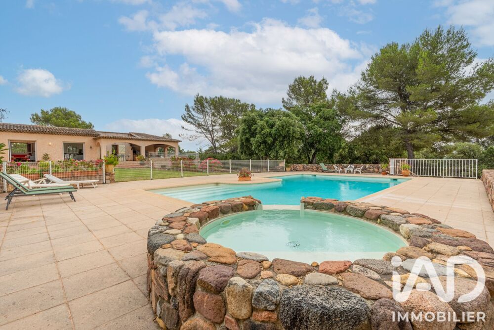 à vendre  Maison Roquebrune-sur-Argens (83520)