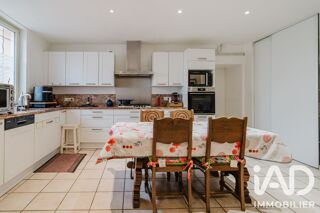  Maison à vendre 7 pièces 239 m²