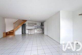 Vente Appartement 4 pièces 90 m², Courçon