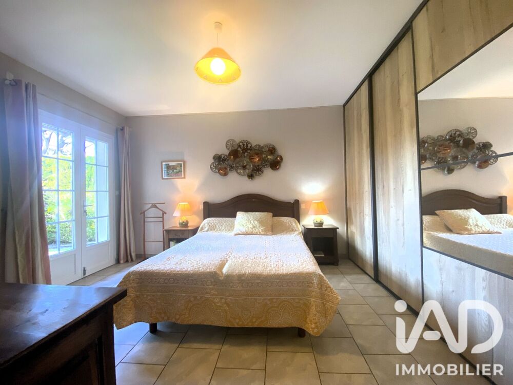 à vendre  Maison L'Isle-sur-la-Sorgue (84800)