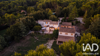  Maison à vendre 15 + pièces 447 m²