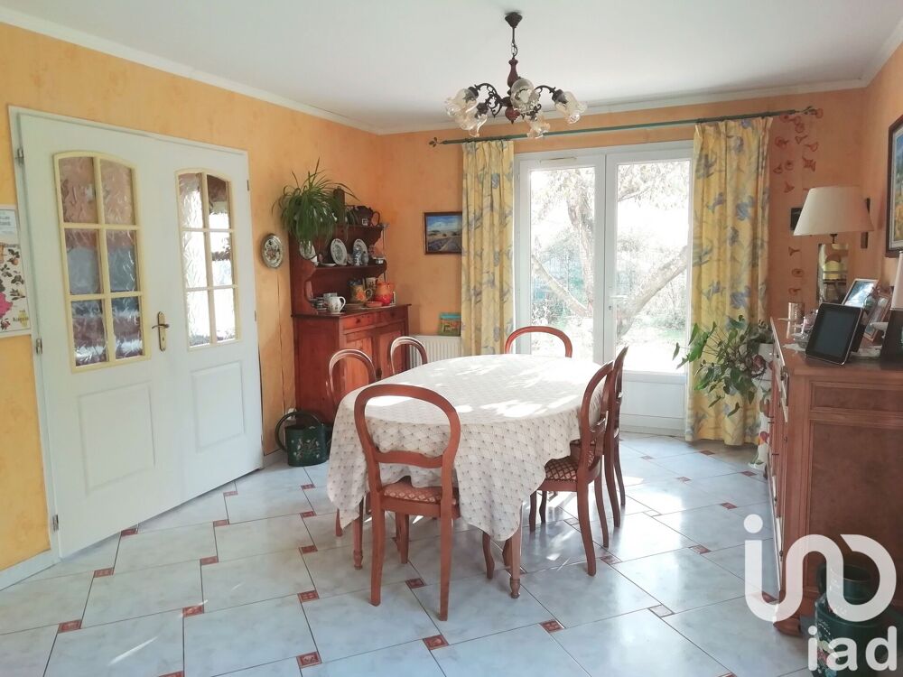Vente Maison Vente Maison traditionnelle 8 pièces Moissy-cramayel