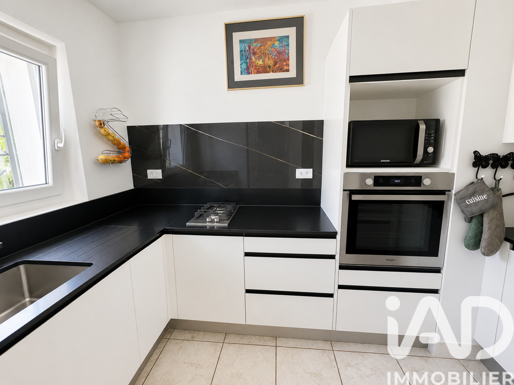 à vendre  Maison Saint-Cyr-sur-Mer (83270)