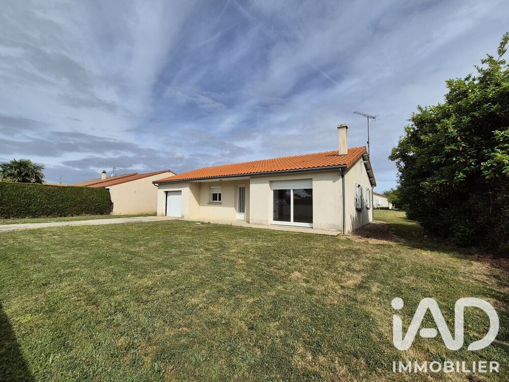 Maison 4 pièces 88 m² · à La Ferrière-en-Parthenay · 88 m² · 135 000 €