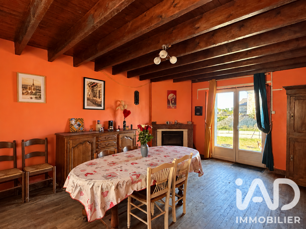 Vente Maison Vente Maison/villa 5 pièces Saint-amant-de-boixe