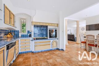  Maison à louer 5 pièces 287 m²