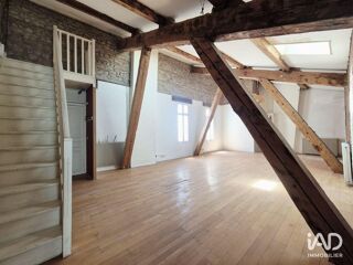  Appartement à louer 4 pièces 121 m²